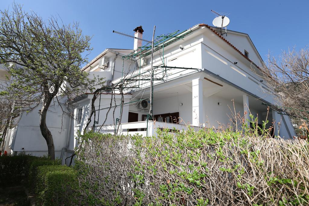 Apartments Bozica With Terrace Baska  Exterior photo